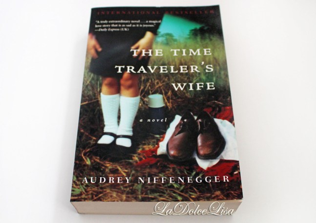 Macarons and Books 048